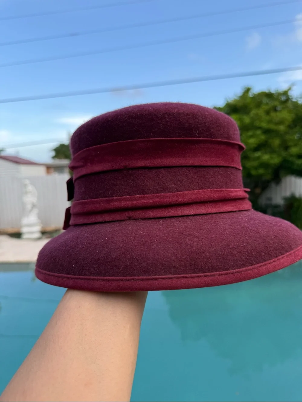 Vintage 1920s Style Burgundy Wool Felt Cloche Hat – Made in Italy